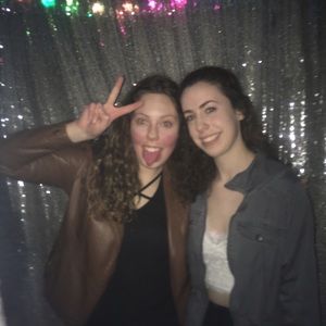 Meet your Posher, Julia